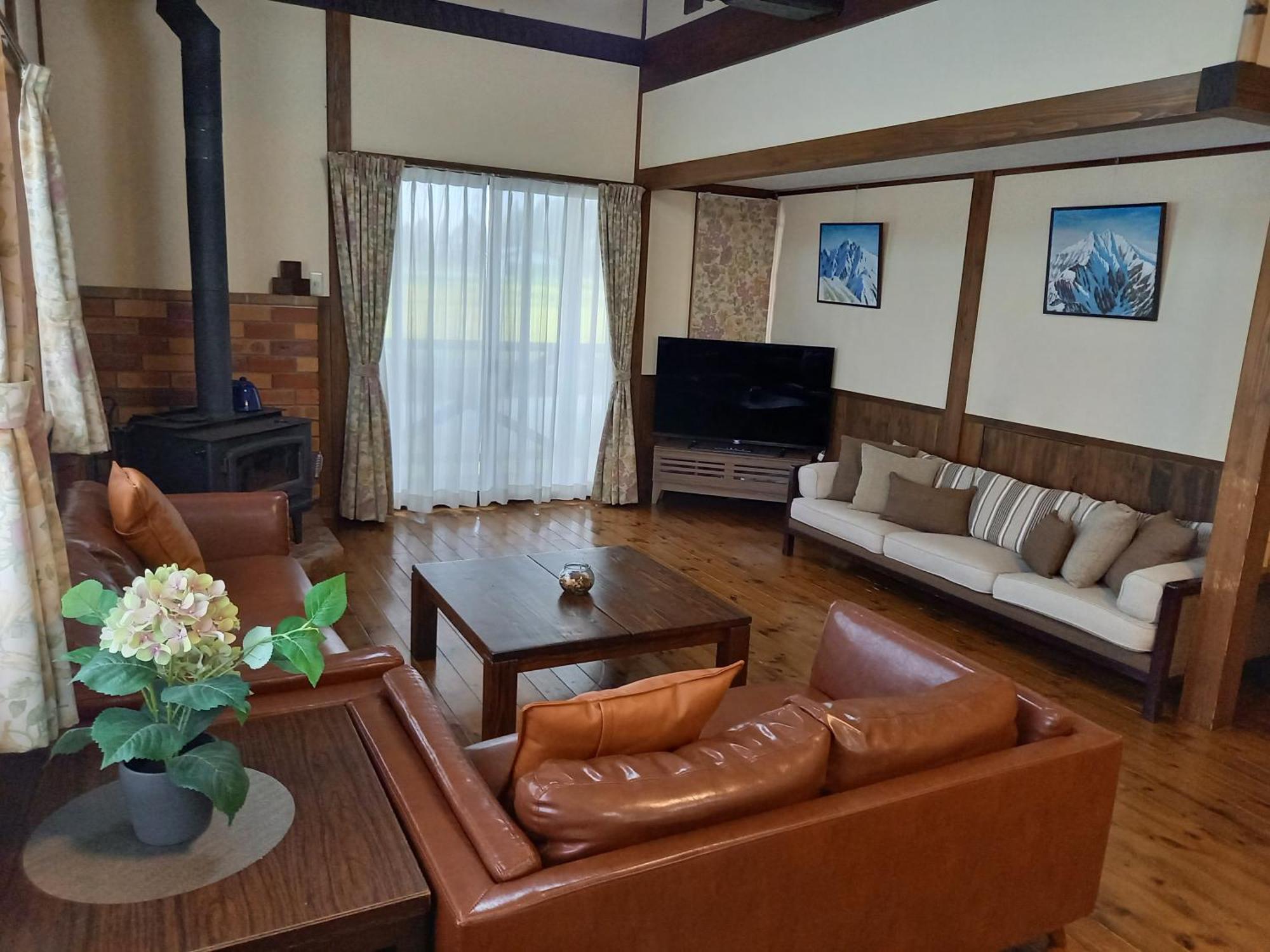 Hakuba Powder Lodge Taketombo Exterior photo
